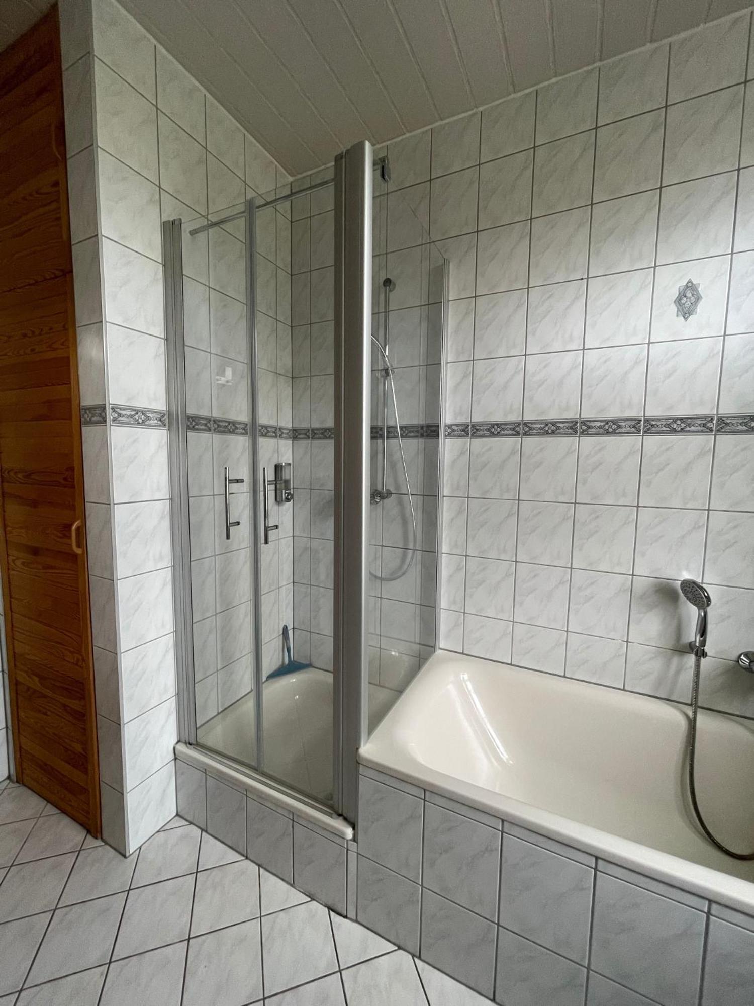 Ferienwohnung Im Zentrum Zwickaus Екстериор снимка